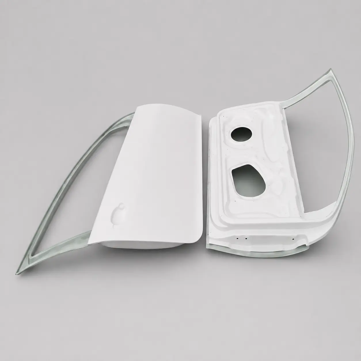 VW Golf 5 GRP Door Set 1 VW Golf 5 GFK-Türen im neutralen Produktstudio