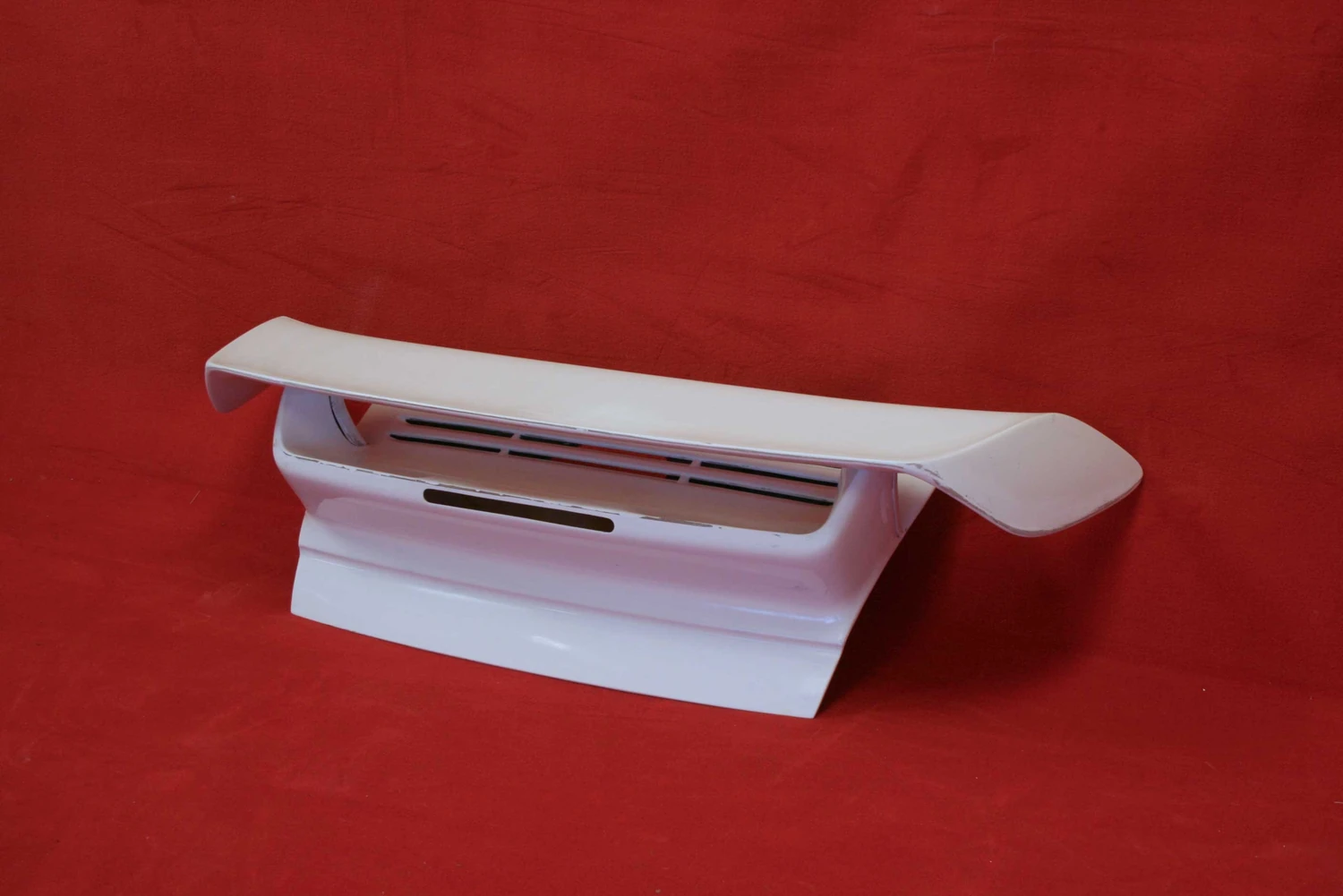 Porsche 996 GT2 / Turbo spoiler posteriore in vetroresina 2 Porsche 996 GT2 / Turbo GFK-Heckspoiler – 996 gt2 turbo spoiler aussen