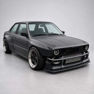 BMW E30 mit GFK Pandem-Style Breitbaukit