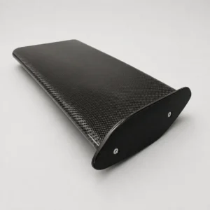 Porsche 997 GT3 RS MK2 Heckspoiler auf neutralem Studiohintergrund